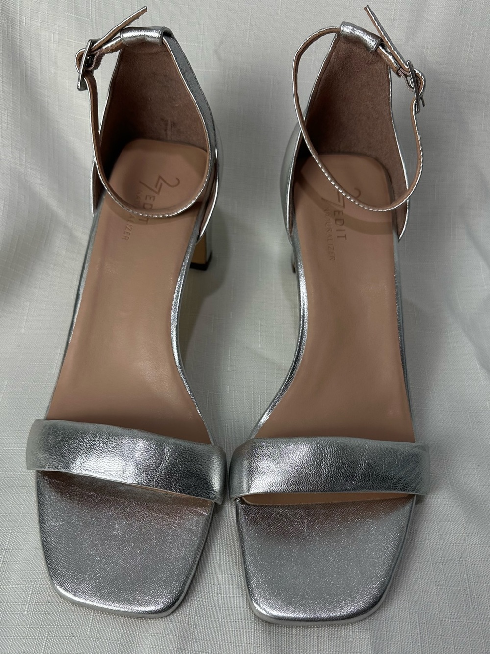 Naturalizer 27 Edit Silver Sandals Size 9